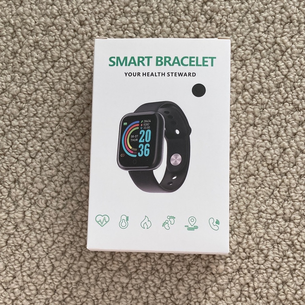 NEW Smart Bracelet Black Wearable Heart Monitor Step Counter $199 Retail